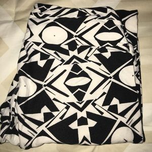 LulaRoe OS Leggings